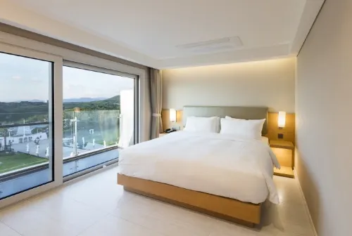 Sun Cruise Resort and Yacht Chambres Photos