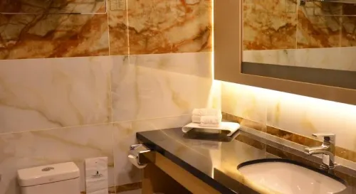 Nagoya Hill Hotel Batam Photos