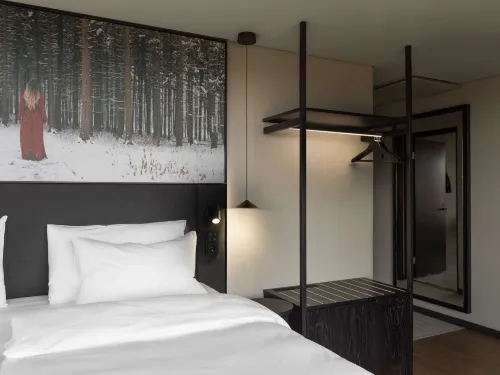 Radisson Red Helsinki Rooms Photos