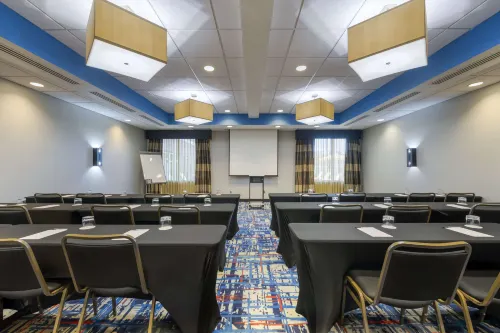 Cambria Hotel Ft Lauderdale, Airport South & Cruise Port Business Photos