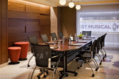 The Pearl Hotel Business Facilities Photos