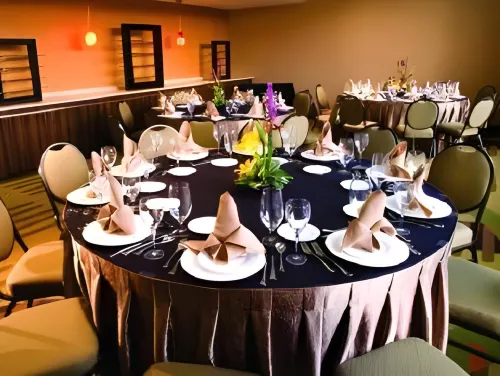 Hollywood Casino at Greektown Dining Photos