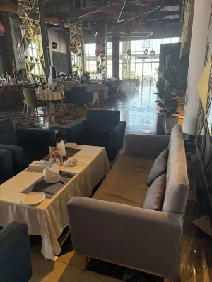 Al Rahden Hotel Makanan Photos