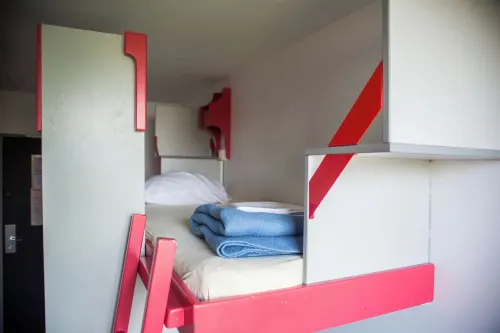 Auberge de Jeunesse HI Paris le d'Artagnan Rooms Photos