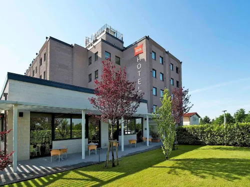 Ibis Firenze Prato Est Featured Photos