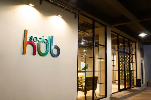 Social Hub by TwoSpaces Eksterior Photos