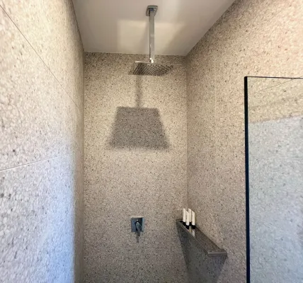 Tempe Hotel Sydney Photos