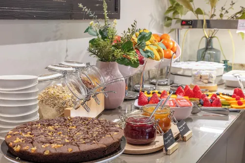 Aparthotel BCN Montjuic Dining Photos