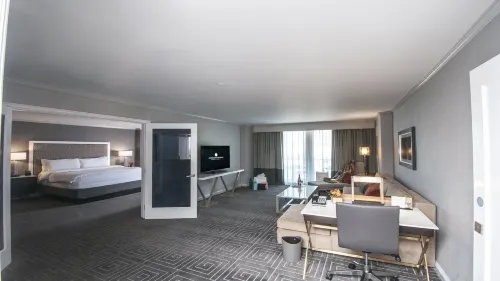 InterContinental Hotels Kansas City at the Plaza Kamar Photos
