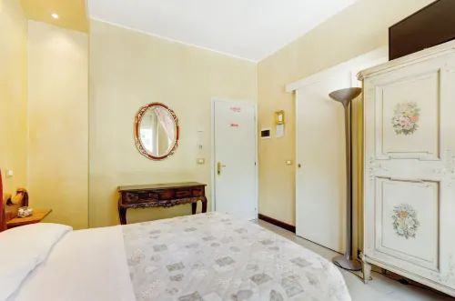 Hotel Original Camere Photos