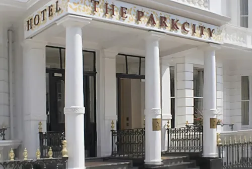 The Park City Grand Plaza Kensington Hotel Esterni Photos