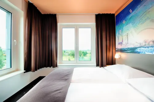 B&B HOTEL Rostock-Hafen Rooms Photos