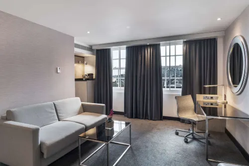 Radisson Blu Hotel Edinburgh City Centre Featured Photos