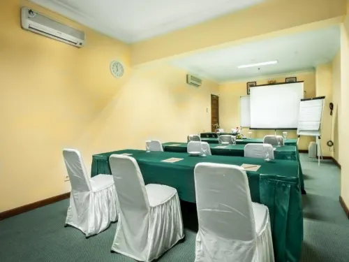 Nalendra Hotel Fasilitas Bisnis Photos