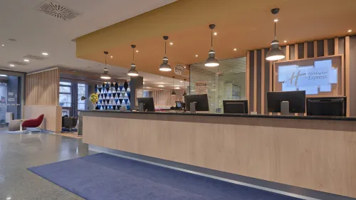Holiday Inn Express Frankfurt Messe Aree comuni Photos
