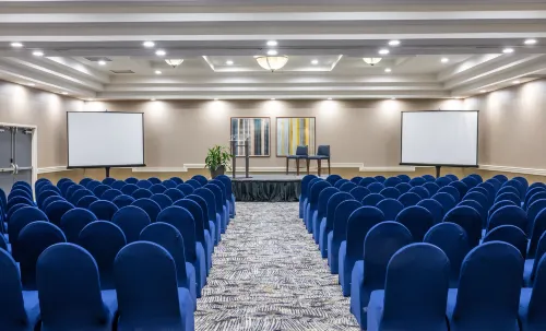 DoubleTree by Hilton Hotel Newark Airport Business Facilities Photos