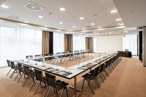 Occidental Dresden Newa Business Facilities Photos