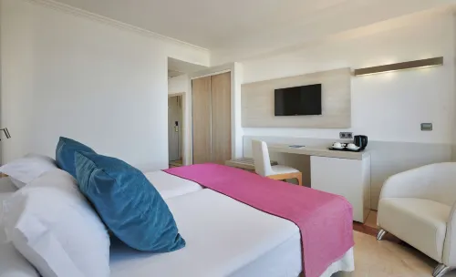 Grupotel Acapulco Playa - Adults Only Rooms Photos