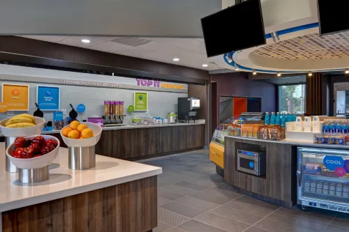 Tru by Hilton Fort Walton Beach Dining Photos