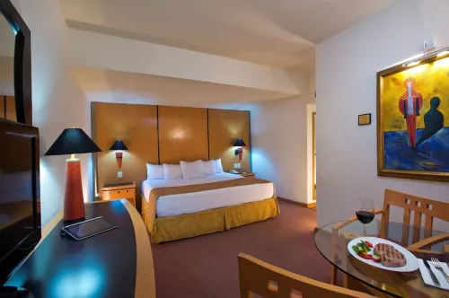 Hotel Guadalajara Plaza Ejecutivo Zimmer Photos