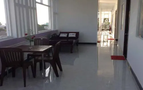 Khách sạn Halona Photos