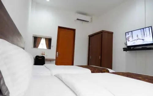 Hotel Netral Jombang Kamar Photos