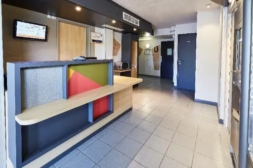 B&B Hotel Lyon Caluire Cité Internationale Espaces publics Photos