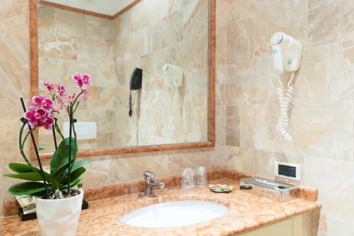 Palace Grand Hotel Varese Rooms Photos