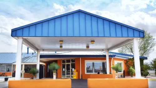 The Classic Desert Aire Hotel Extérieur Photos