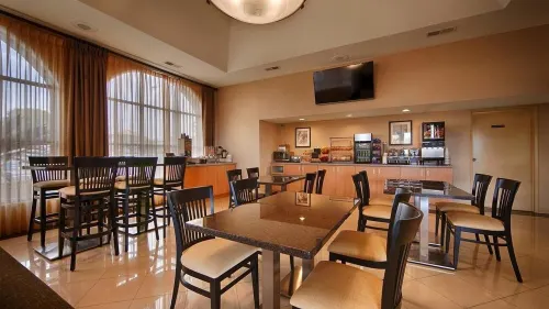 Best Western Norwalk Inn Mahlzeiten Photos