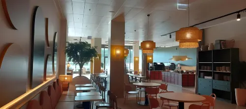 B&B Hotel Geneva Airport Restauration Photos