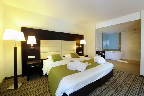Hotel Charleroi Airport - Van der Valk Photos
