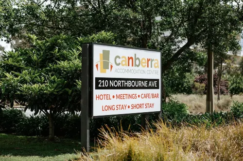 Canberra Accommodation Centre Near Hotel Photos