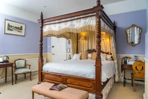 Oldfields House Photos