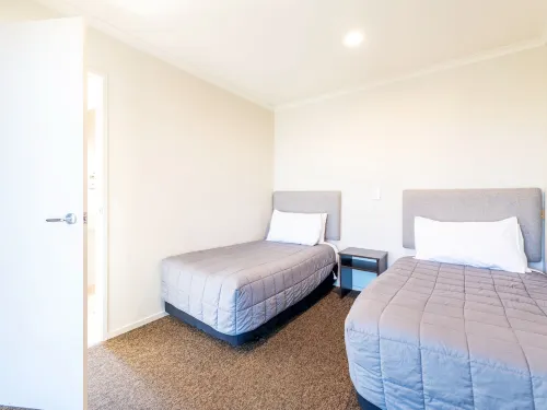 Lake Taupo Motor Inn Photos