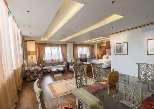 Luxus Grand Hotel Rooms Photos