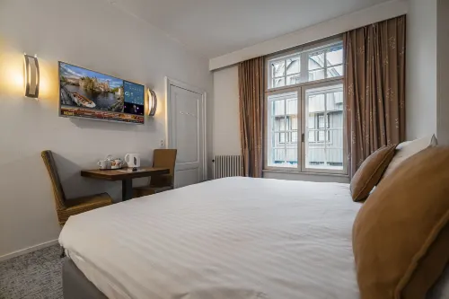 Hotel Bourgoensch Hof Rum Photos