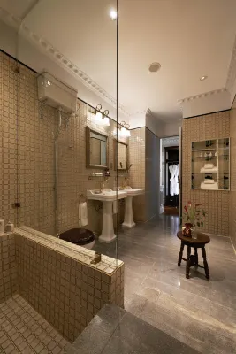 The Gunawarman Kamar Photos