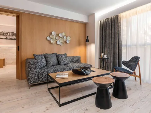 Ibis Styles Heraklion Central Photos