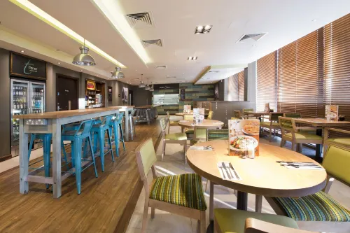 Premier Inn London Lewisham Dining Photos