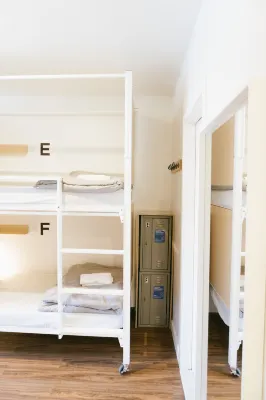 Auberge Saintlo Montréal Hostel Kamar Photos