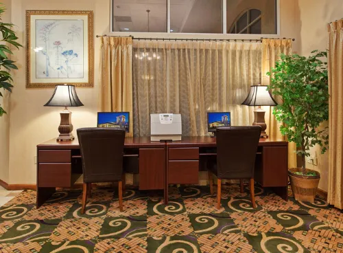 Holiday Inn Express Madera-Yosemite PK Area Public Areas Photos