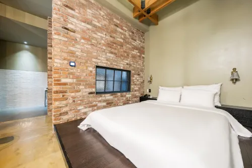 Gwangyang Harbor Bridge Hotel Rooms Photos