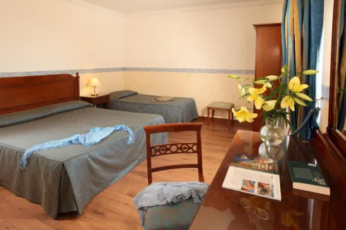 Hotel Alessandrino Rooms Photos