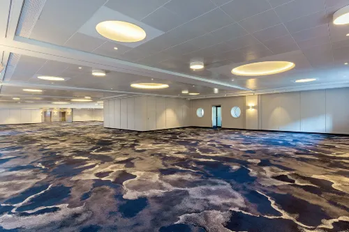 Frankfurt Airport Marriott Hotel Business Photos