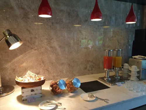 Mercure Singapore Bugis Makanan Photos