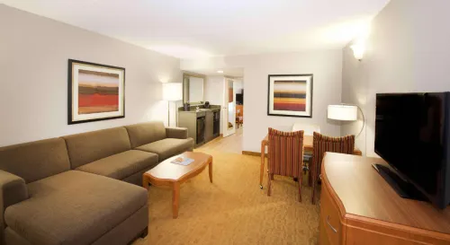 Embassy Suites by Hilton Detroit Livonia Novi Photos