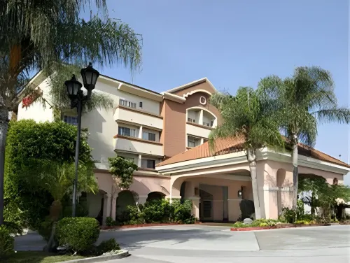 Ramada by Wyndham South El Monte Exterior Photos