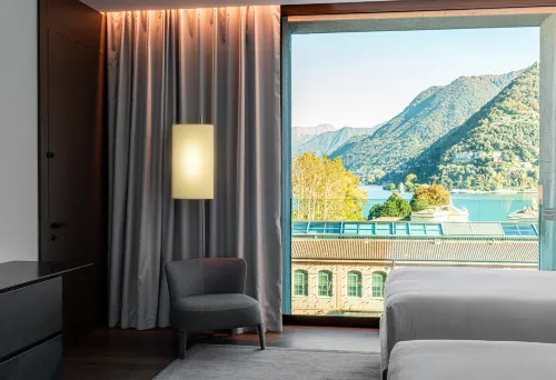 Hilton Lake Como Photos