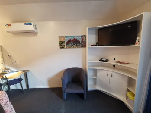 Airport Birches Motel Rooms Photos